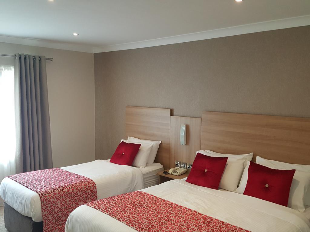 The Lodge Hotel Κόλερεϊν Εξωτερικό φωτογραφία