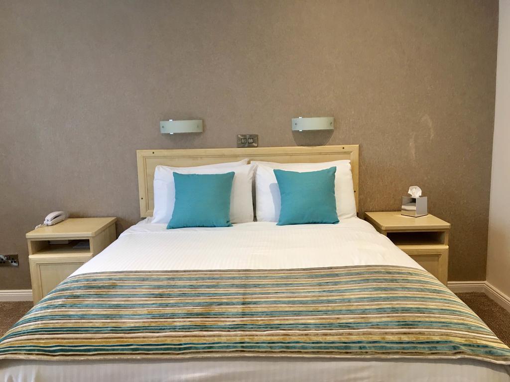 The Lodge Hotel Κόλερεϊν Εξωτερικό φωτογραφία